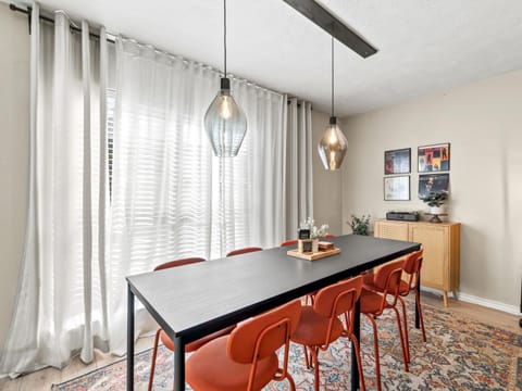 Suburban Escape 2 King Beds Quiet Neighborhood House in North Richland Hills