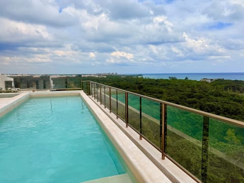 Day, Natural landscape, Pool view, Sea view, Swimming pool