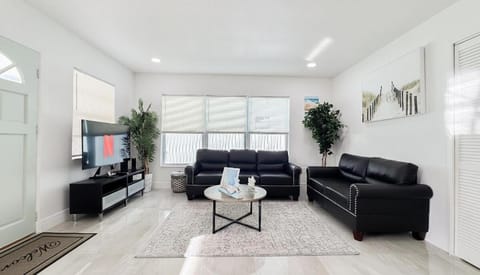 Ocean Pearl Hudson Beach House in Hudson