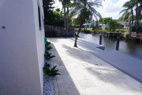 Patio, Balcony/Terrace