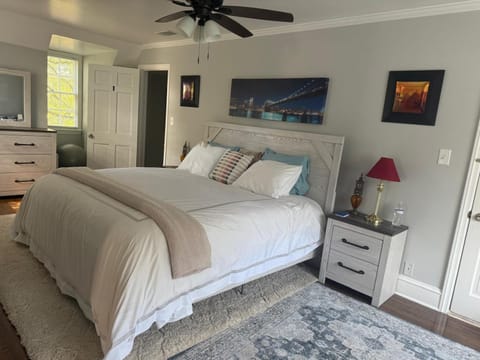 Pamoyo Place Vacation rental in Albany