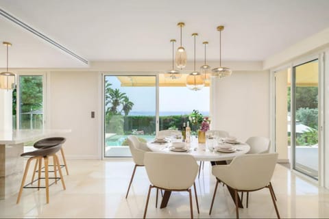 Large house with pool and sea view in Vallauris House in Antibes