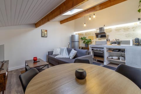 Kitchen or kitchenette, Living room, Dining area
