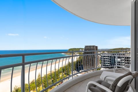 Day, Natural landscape, View (from property/room), Balcony/Terrace, City view, Sea view