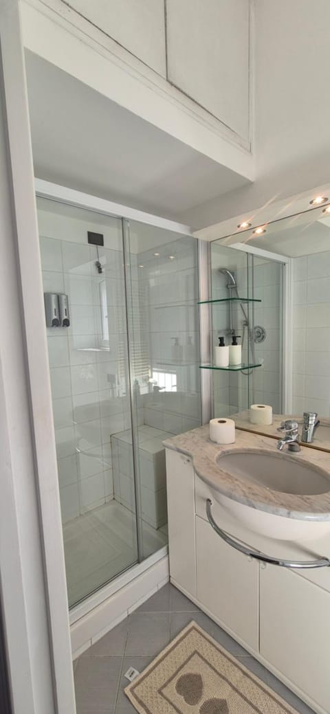 San Vincenzo C Rooms Bed and Breakfast in Genoa