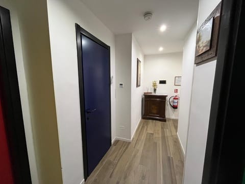 Decorative detail, heating, air conditioner