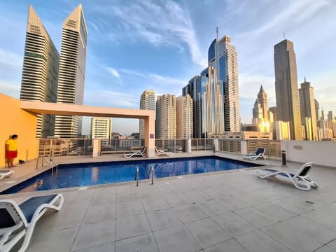 City view, Pool view, Swimming pool, sunbed