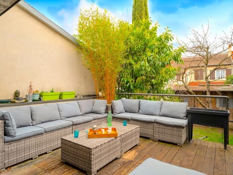 Patio, Spring, Day, Garden, View (from property/room), Balcony/Terrace, Living room, Seating area, Garden view