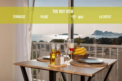 Natural landscape, Food and drinks, Dining area, Food, Mountain view, Sea view