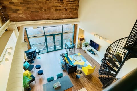 Downtown Sleeps 8 By Cedar Point & Sports Force! House in Sandusky