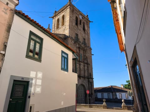 Property building, Street view