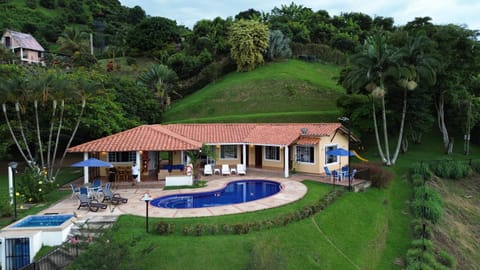 Day, Natural landscape, Swimming pool