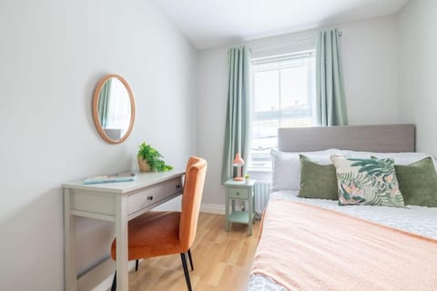 Cosy apartment in the heart of ballyclare House in Northern Ireland