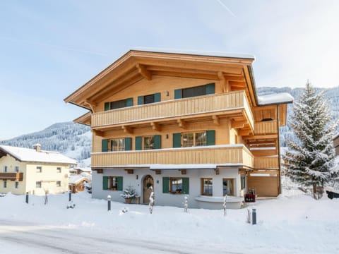 Property building, Winter