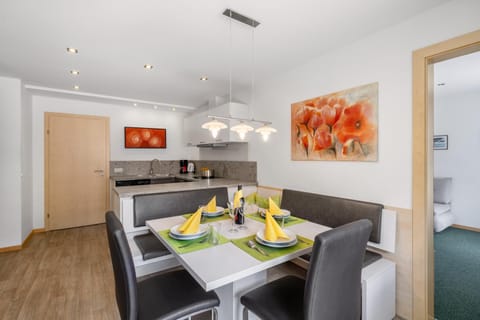 Property building, Kitchen or kitchenette, Living room