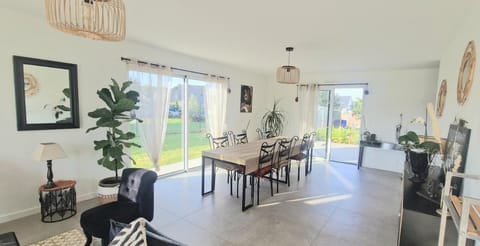 Jolie maison moderne à Séné à proximité du Golfe du Morbihan House in Séné