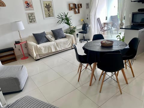 TV and multimedia, Living room, Dining area