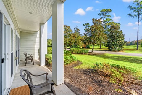 World Tour 2BR Golf View Pool & Patio House in Carolina Forest