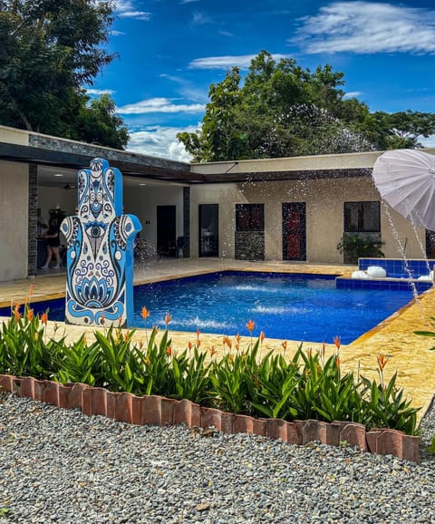 Property building, Day, Garden, Garden view, Pool view, Swimming pool