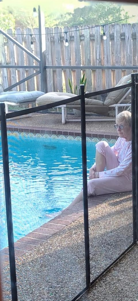 Home away from home Bed and Breakfast in Lauderhill