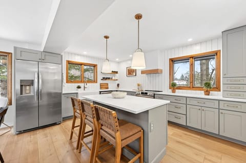 Updated 3BR Townhome Across From Holiday Valley House in Ellicottville