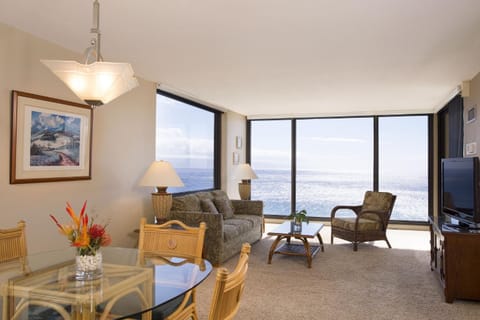 TV and multimedia, Living room, Seating area, Dining area, Sea view