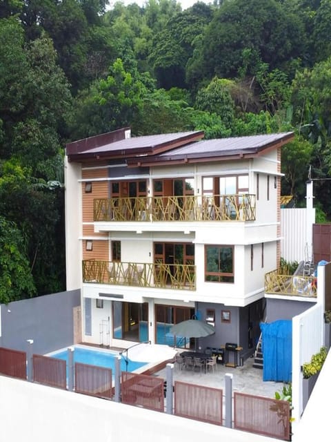 Property building, View (from property/room)
