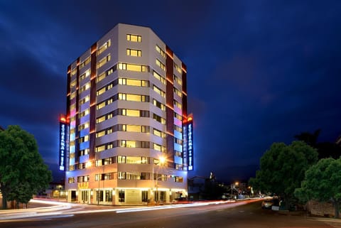 Facade/entrance, Off site, Night