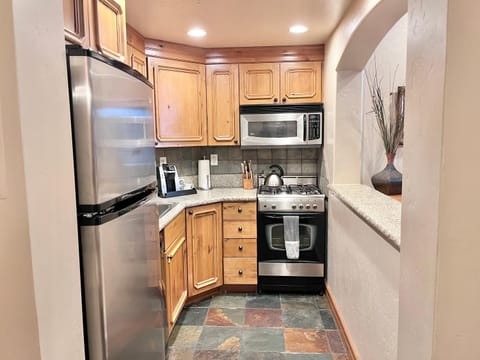 Swiss Zermatt King Suite with Pool Near Park City Ski Resorts - 2049 Apartment in Midway