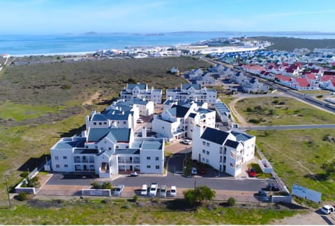 Property building, Bird's eye view, Location