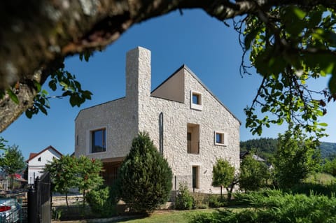 Property building, Day