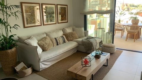 Living room, Decorative detail