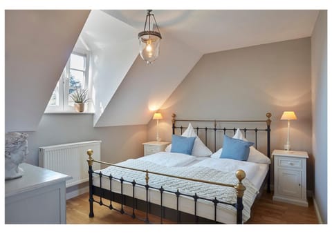 Weingut & Gästehaus GiwerGreif Bed and Breakfast in Trier-Saarburg