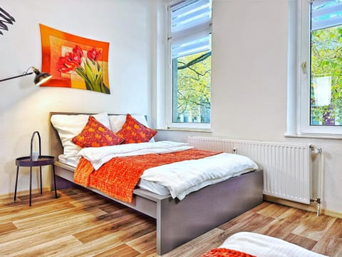 Bed, Photo of the whole room, Bedroom, heating