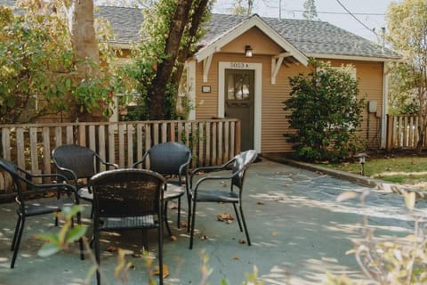 Yosemite Cottage Retreat- Half Block to Downtown House in Mariposa