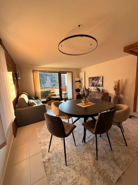 Kitchen or kitchenette, stove, kitchen