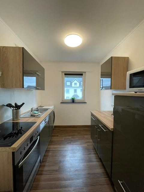 Kitchen or kitchenette, kitchen, kitchen