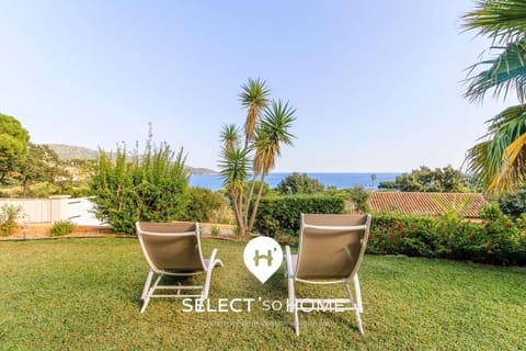 Day, Natural landscape, Garden, Garden view, Sea view