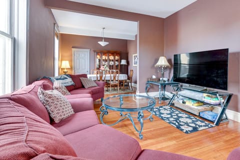 Pet Friendly Route 66 Library Home! House in Illinois