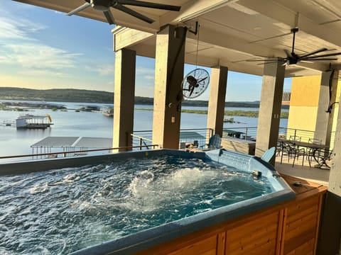Hot Tub, Balcony/Terrace