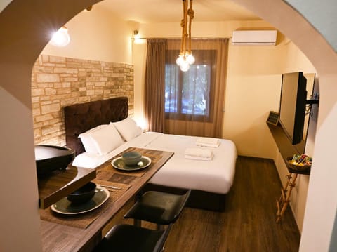 Kallithea Cozy Stonewall Studios Apartment in Kallithea