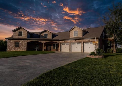 Exclusive Attraction Ticket Prices! Beautiful Lake Front Estate with Dock House in Douglas Lake