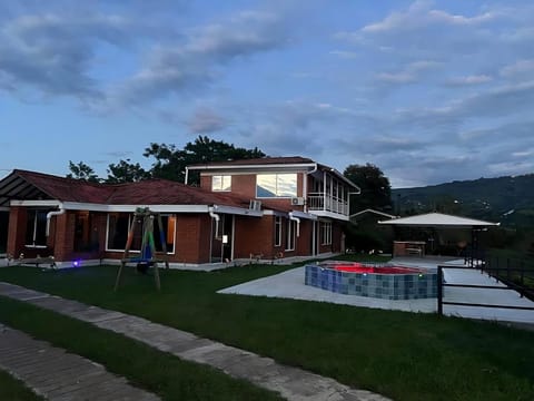 Property building, Day, Natural landscape, Mountain view, Pool view, Swimming pool, sunbed