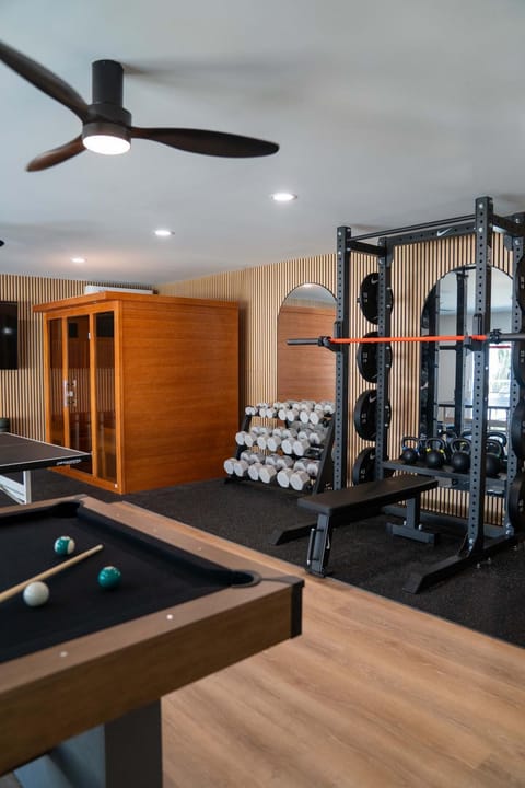 Game Room, Sauna, Fitness centre/facilities