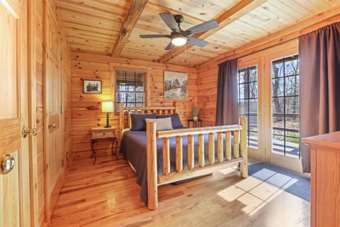 Hike Away Hills House in Falls Township