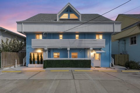 Villa Bleu House in New Smyrna Beach