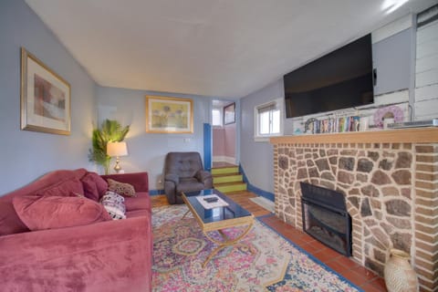 Akron Made Easy! Spacious Family Home Near Dtwn House in Akron