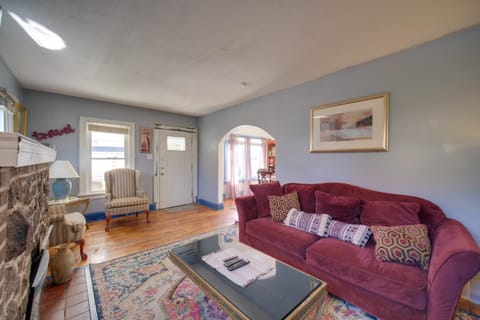 Akron Made Easy! Spacious Family Home Near Dtwn House in Akron