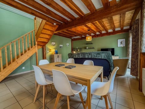 Maison avec parking à 10min du centre-ville à pied Apartment in Chartres