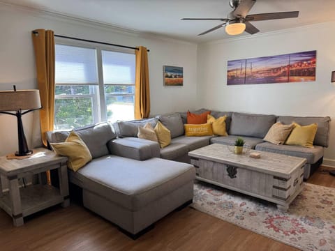 BR with Private Pool Near Downtown & Beach House in Vilano Beach